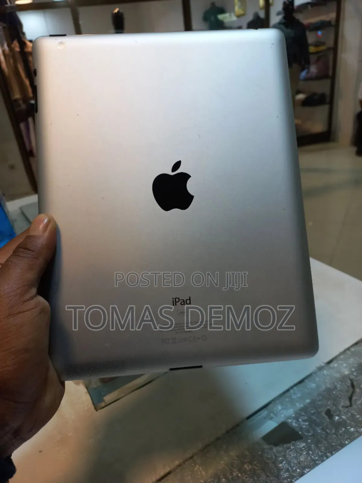 Apple iPad 2 Wi-Fi 16 GB Gray