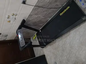 Photo - Reebok Floatride የመሮጫ ማሽን