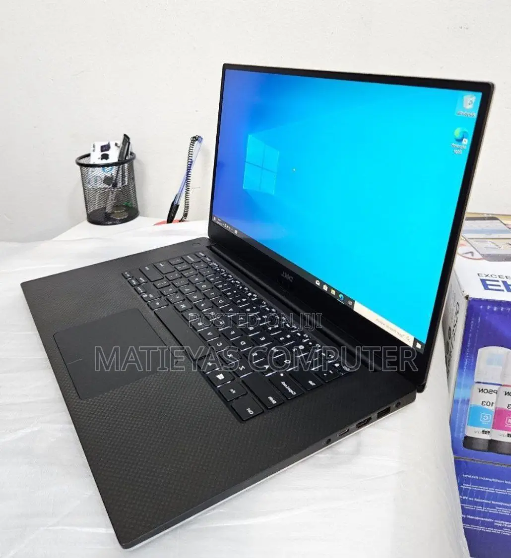 New Laptop Dell Precision 5540 16GB Intel Core I7 SSD 512GB