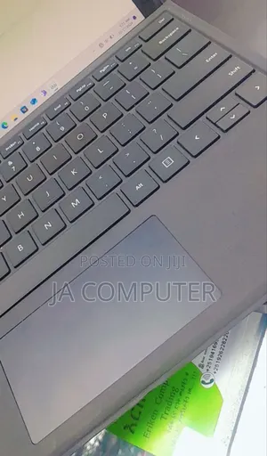 New Laptop Microsoft Surface Pro 6 16GB Intel Core I7 SSD 512GB