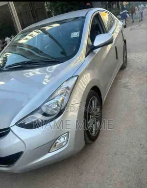 Hyundai Avante 2012 Silver