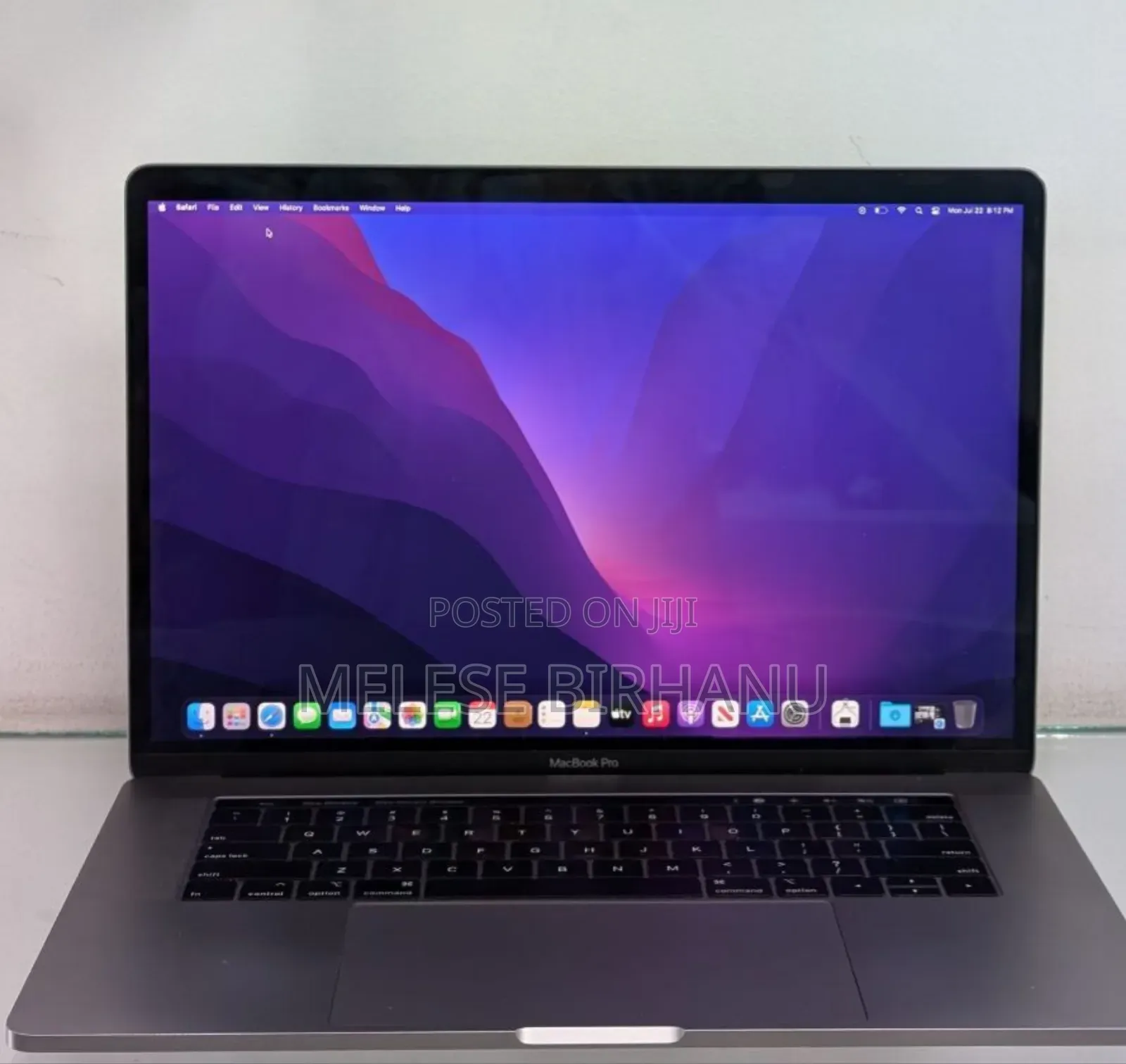 New Laptop Apple MacBook Pro 2018 16GB Intel Core I9 SSD 1T