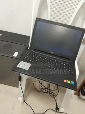 New Laptop Dell Inspiron 15 4GB Intel Core I5 HDD 700GB