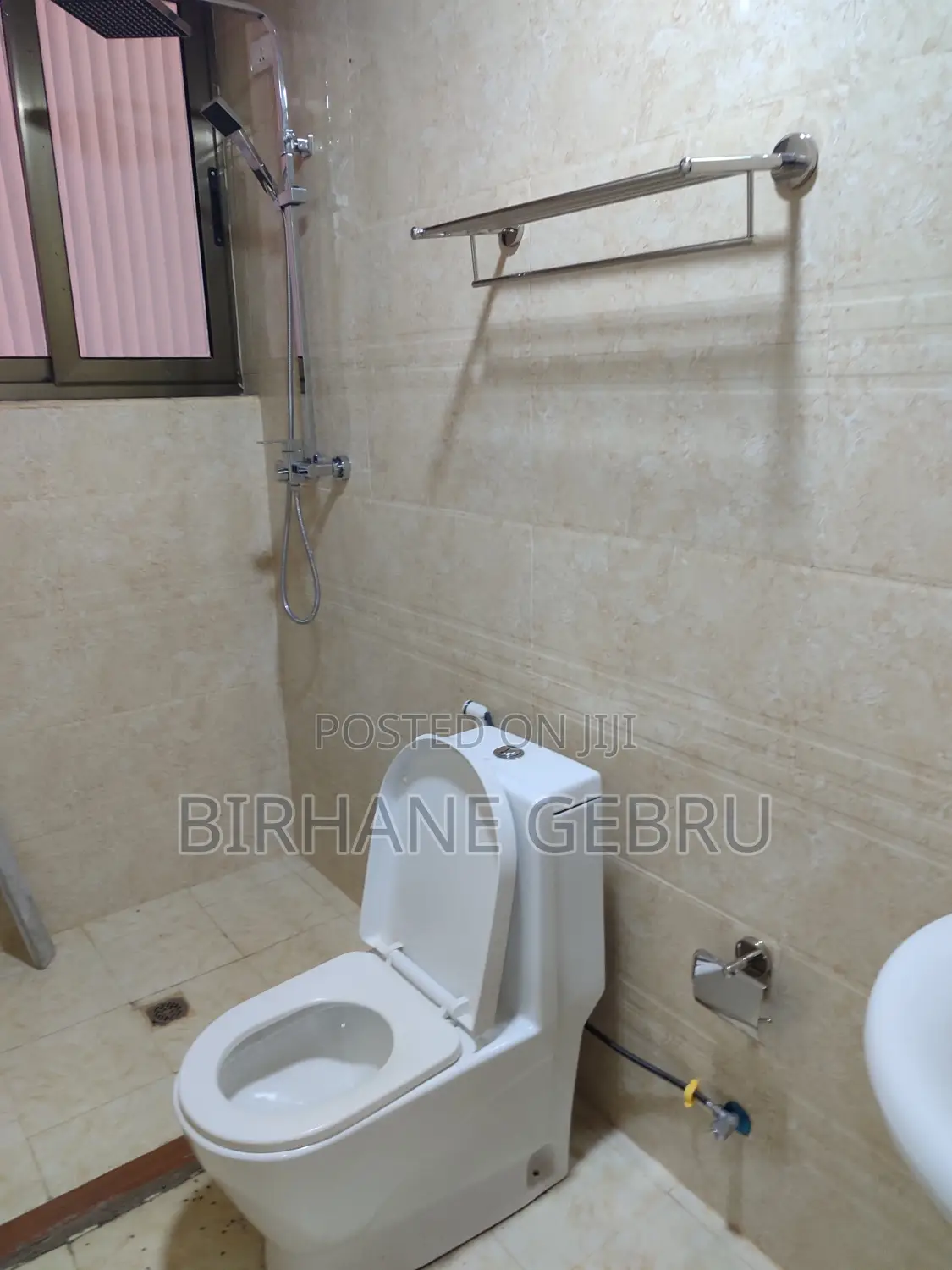 4bdrm Apartment in 4Bedroom Luxury, Bole for rent