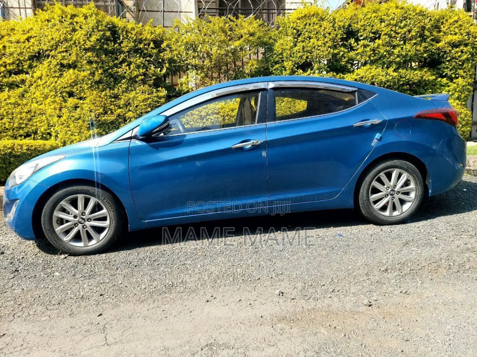 Hyundai Avante 2015 Blue