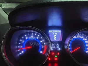 Hyundai Avante 2012 Silver