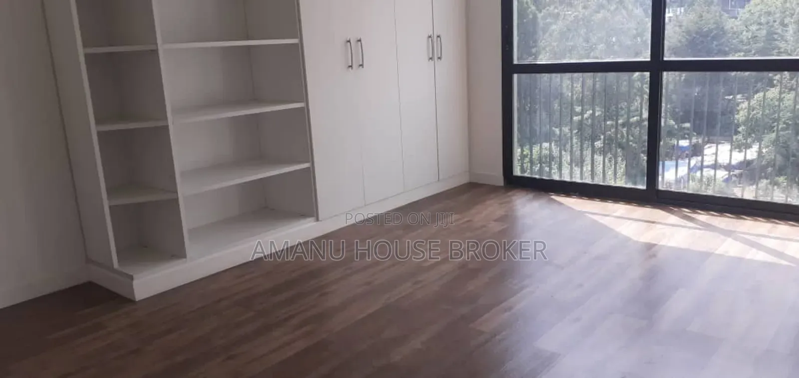 8bdrm Apartment in አአ, Yeka for sale
