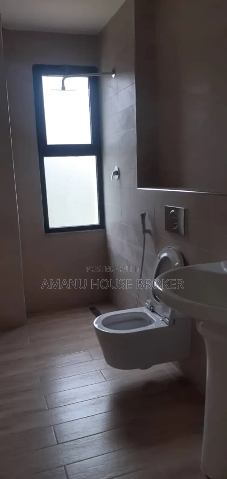 8bdrm Apartment in አአ, Yeka for sale