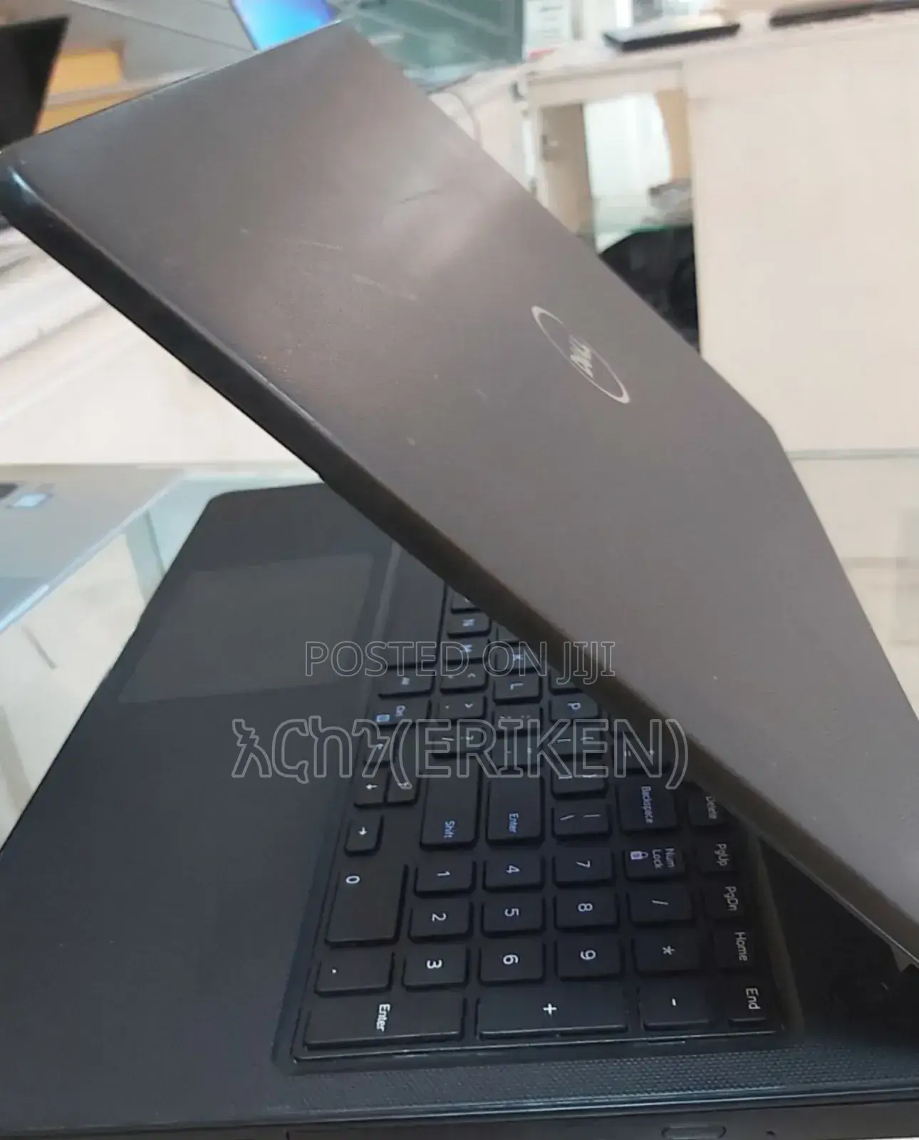 New Laptop Dell Vostro 13 5370 4GB Intel Core I5 SSD 1T