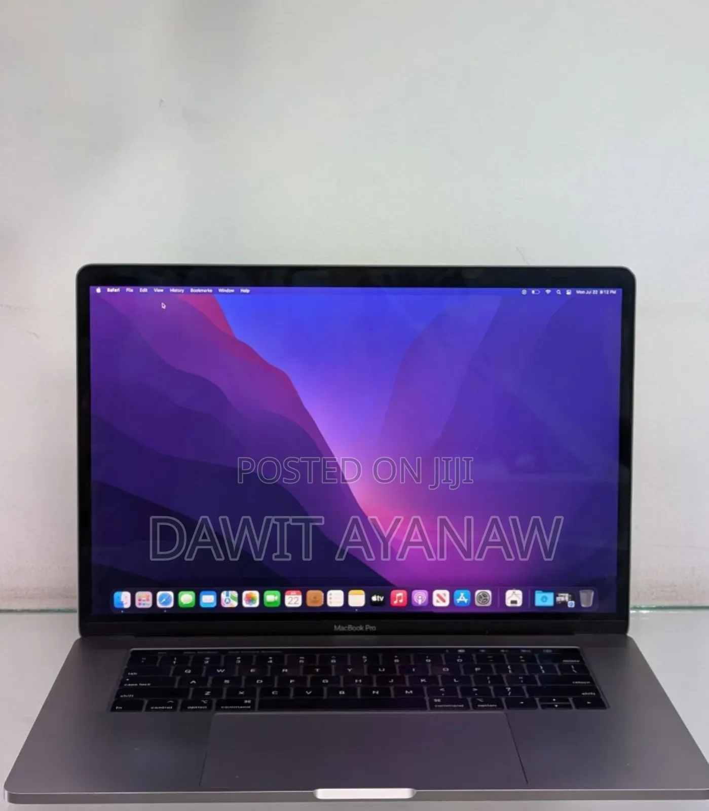 New Laptop Apple MacBook Pro 2018 32GB Intel Core I9 SSD 512GB