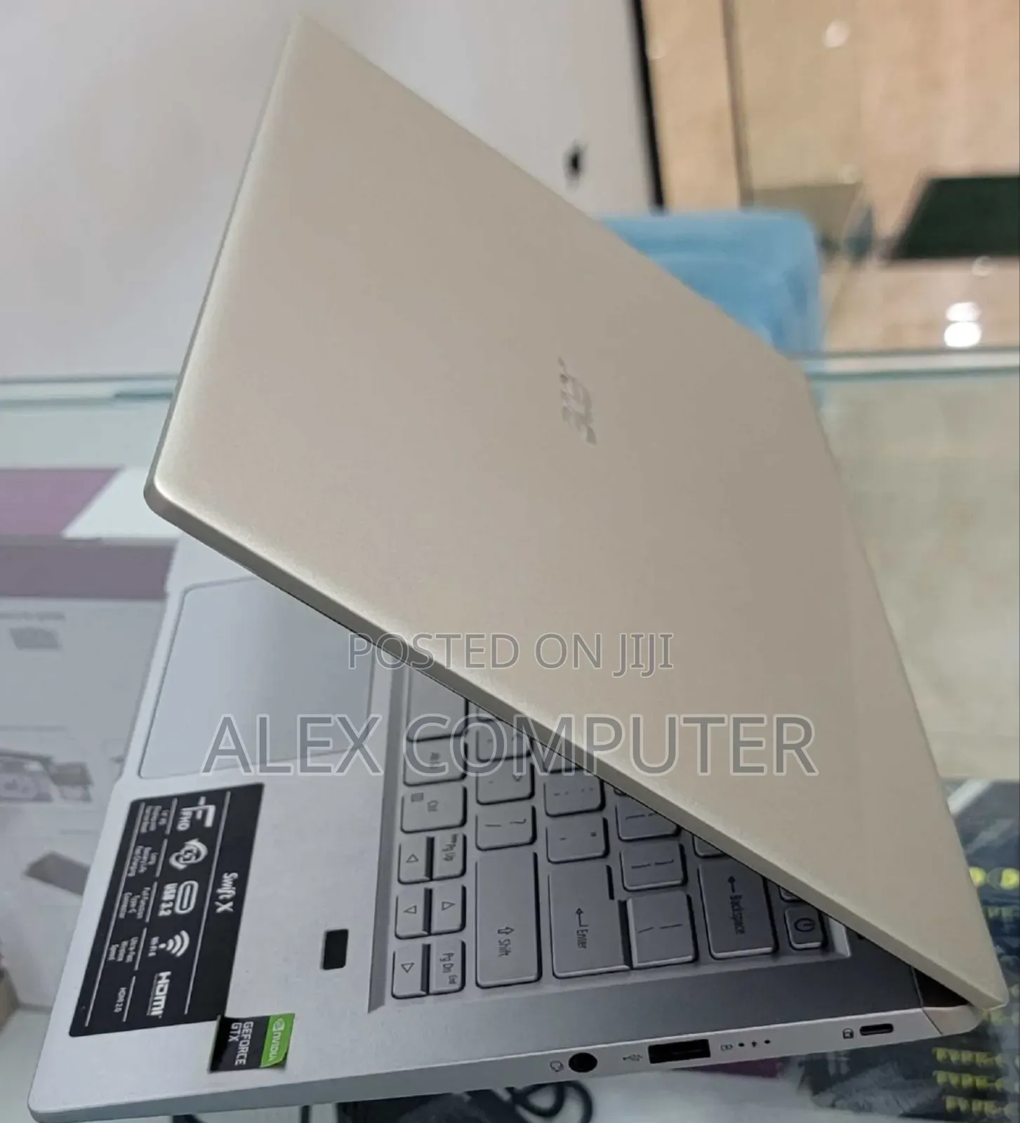 New Laptop Acer Swift 1 16GB AMD Ryzen 7 SSD 512GB