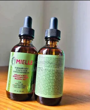 Photo - Mielle Rosemary Oil