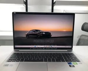 Photo - New Laptop HP 16GB Intel Core I7 SSD 512GB