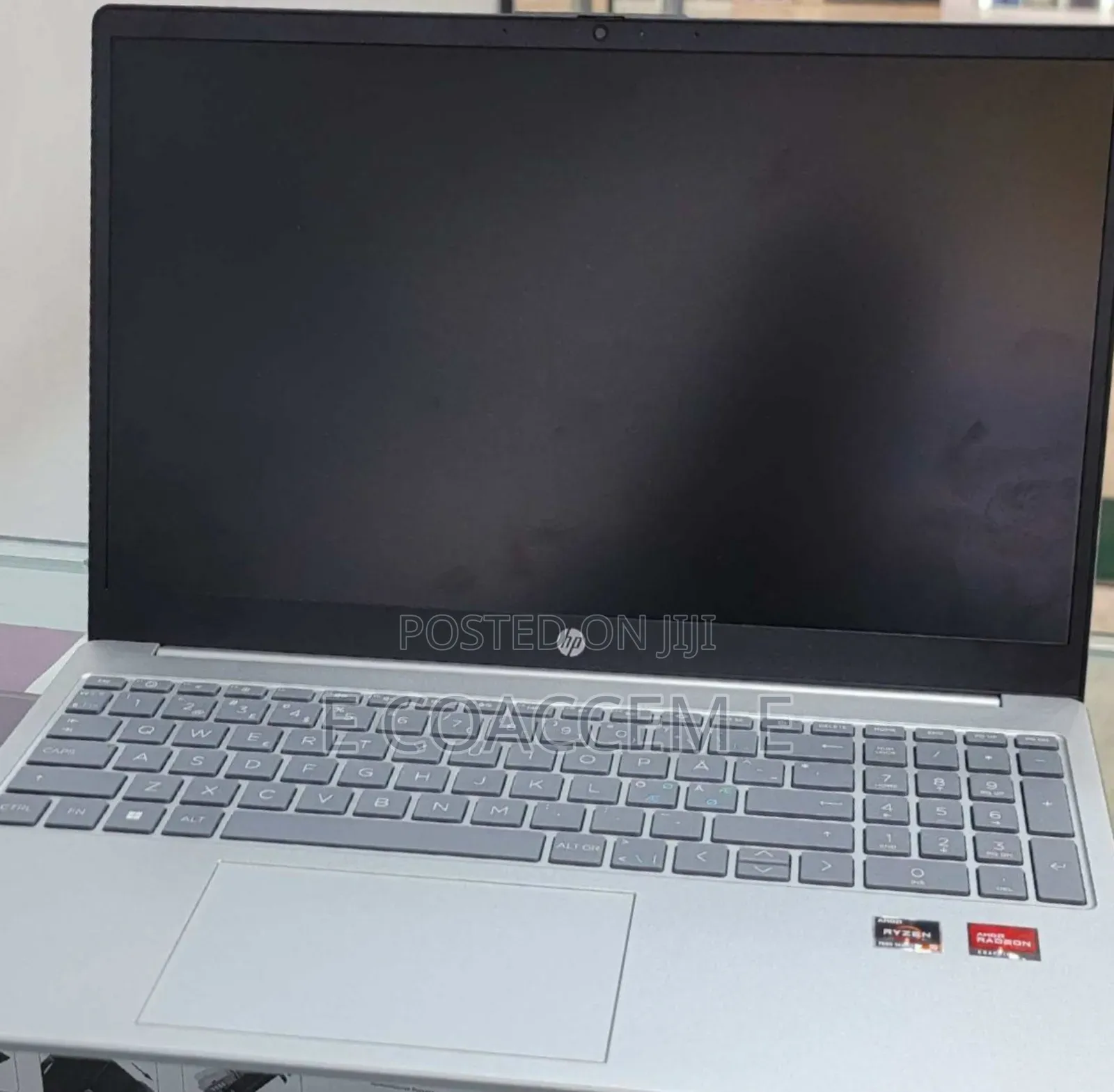 New Laptop HP 8GB AMD Ryzen 5 SSD 512GB