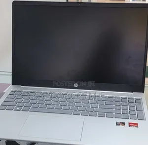 New Laptop HP 8GB AMD Ryzen 5 SSD 512GB