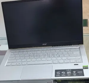 New Laptop Acer Swift 5 8GB AMD Ryzen 7 SSD 512GB