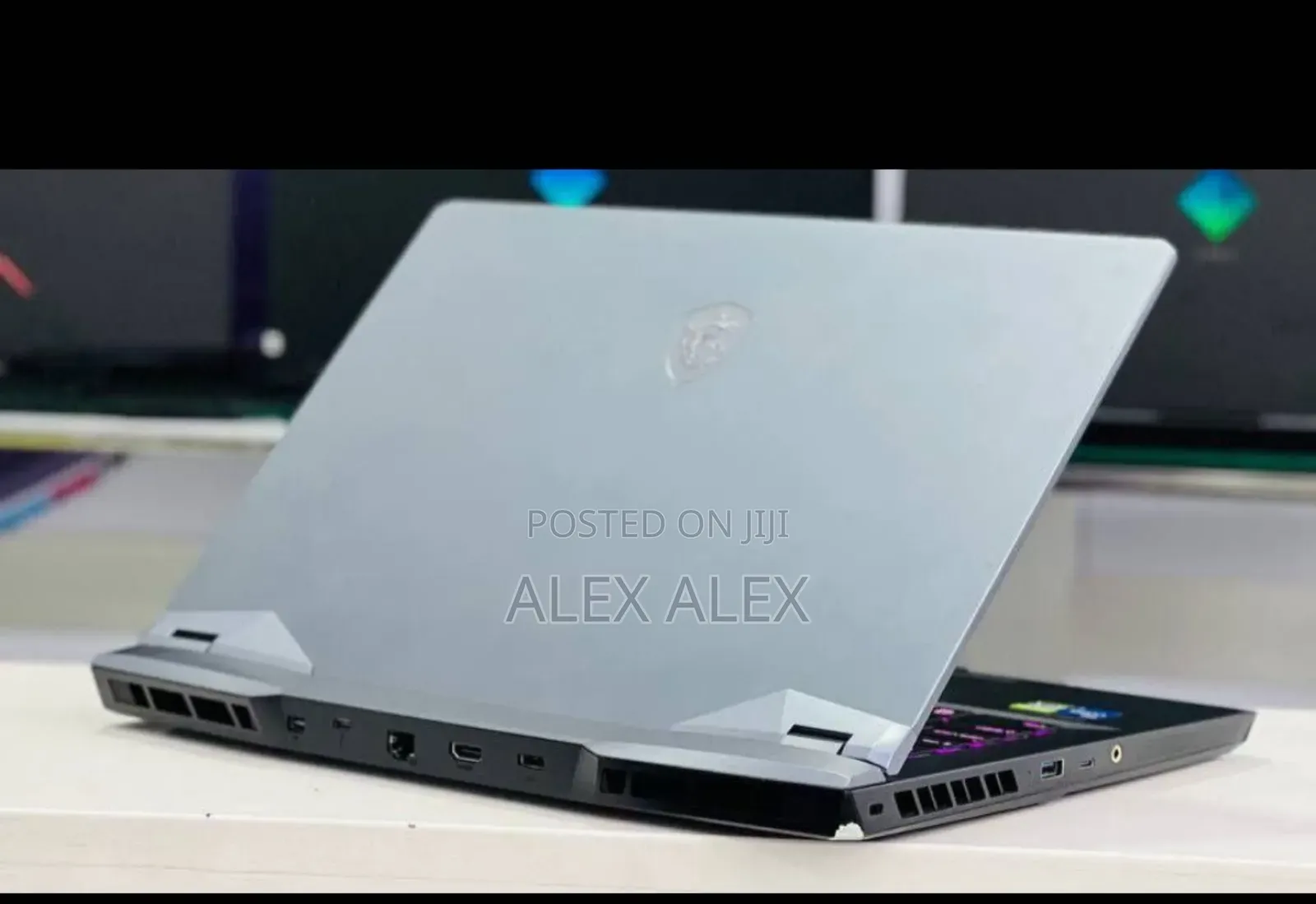 New Laptop MSI GP75 Leopard 16GB Intel Core I7 SSD 1T