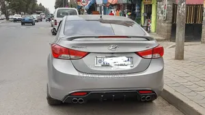 Hyundai Avante 2012 Gray