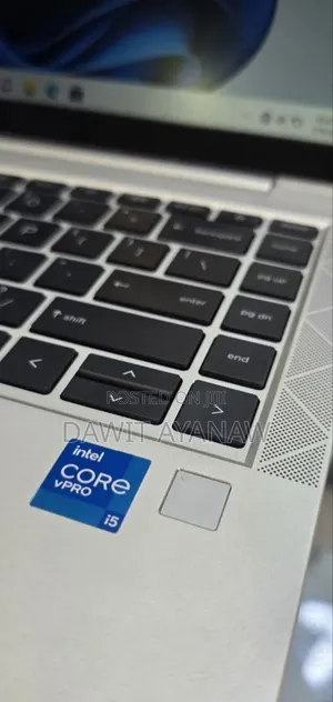New Laptop HP EliteBook 840 G8 16GB Intel Core I5 SSD 512GB
