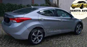 Hyundai Avante 2011 Silver