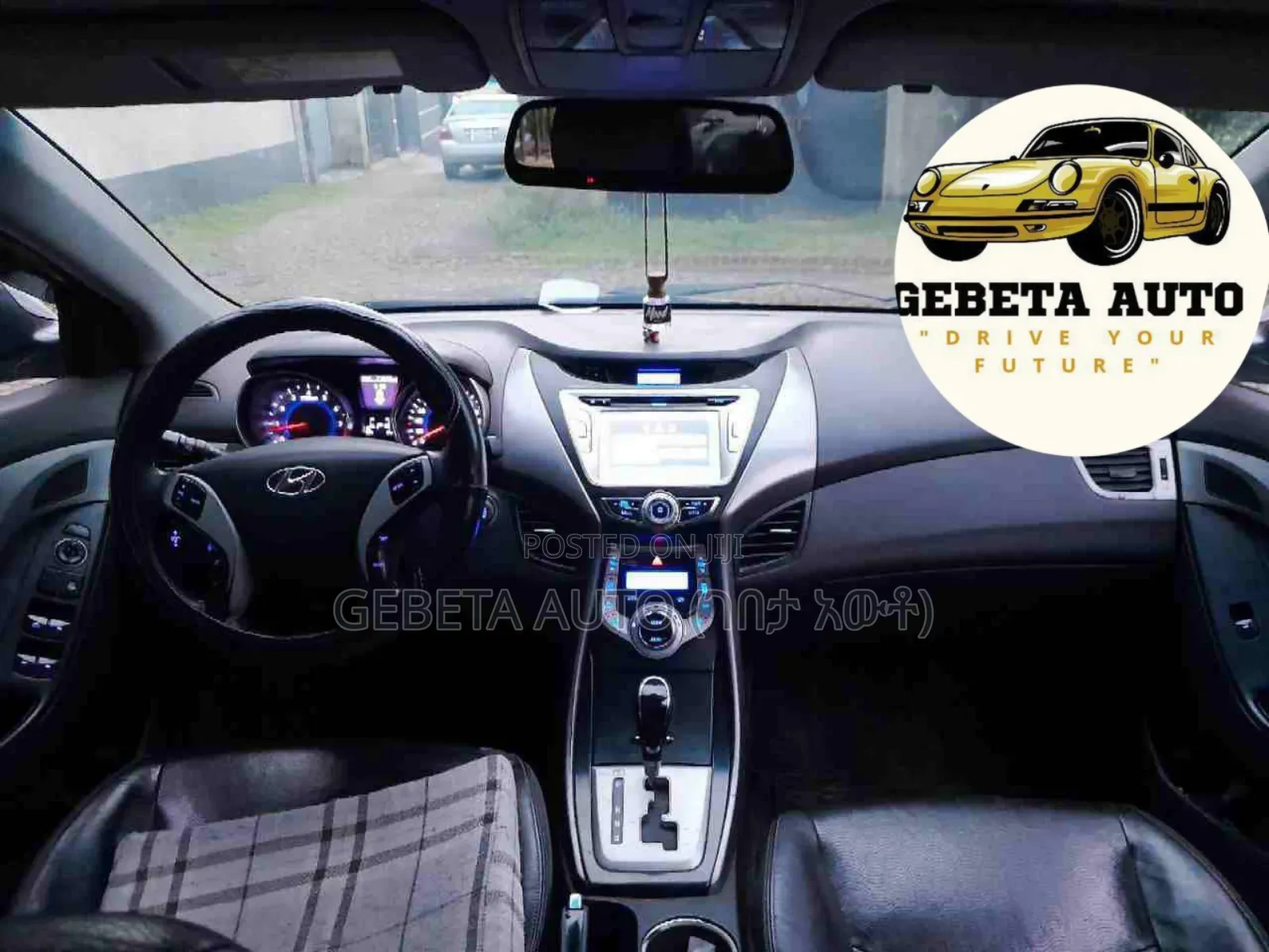 Hyundai Avante 2011 Silver