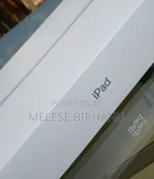 Photo - New Apple iPad 10.2 (2019) 128 GB Silver