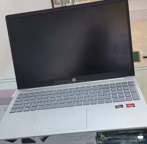 New Laptop HP Stream Notebook 8GB AMD Ryzen 5 SSD 512GB