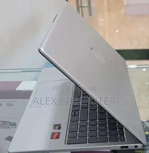 New Laptop HP Stream Notebook 8GB AMD Ryzen 5 SSD 512GB