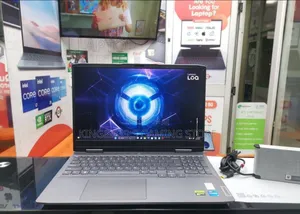 New Laptop Lenovo LOQ 15IRH8 8GB AMD Ryzen 7 SSD 512GB