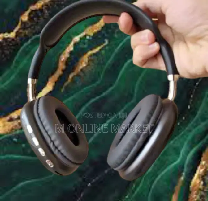 New P9 Headset Compatible With All Platforms