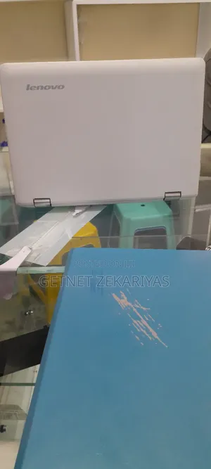 New Laptop Lenovo Yoga 330 4GB Intel Core 2 Quad HDD 320GB