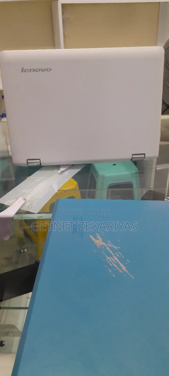 New Laptop Lenovo Yoga 330 4GB Intel Core 2 Quad HDD 320GB