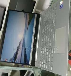 New Laptop HP Stream Notebook 8GB Intel Core I7 SSD 512GB
