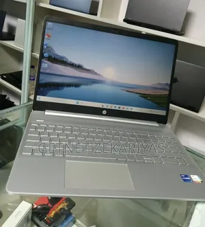 New Laptop HP Stream Notebook 8GB Intel Core I7 SSD 512GB