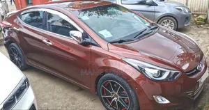 Hyundai Avante 2013 Orange