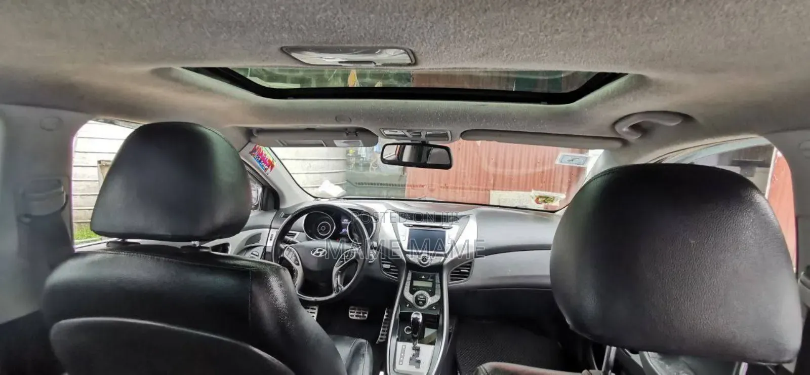 Hyundai Avante 2013 Orange