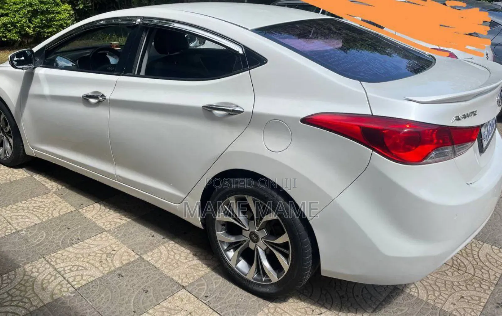 Hyundai Avante 2013 White