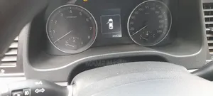 Hyundai Avante 2016 Red