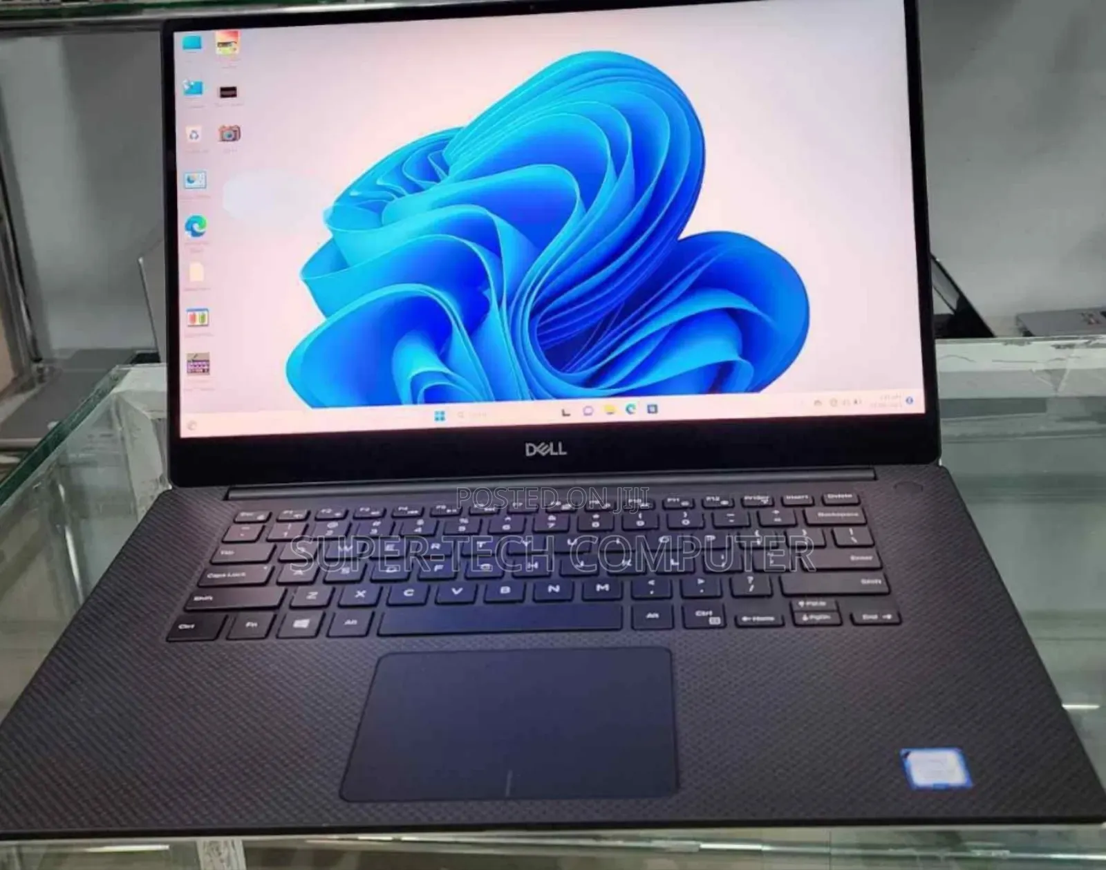 New Laptop Dell Precision 5540 16GB Intel Core I9 SSD 512GB