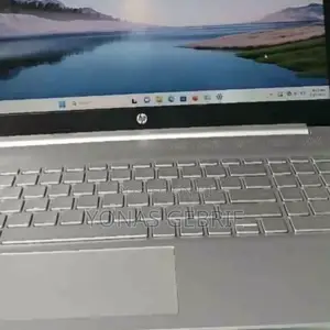 New Laptop HP Stream Notebook 8GB Intel Core I7 SSD 512GB