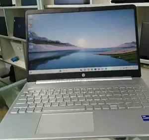 New Laptop HP Stream Notebook 8GB Intel Core I7 SSD 512GB