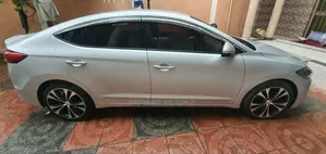 Hyundai Avante 2016 Gray