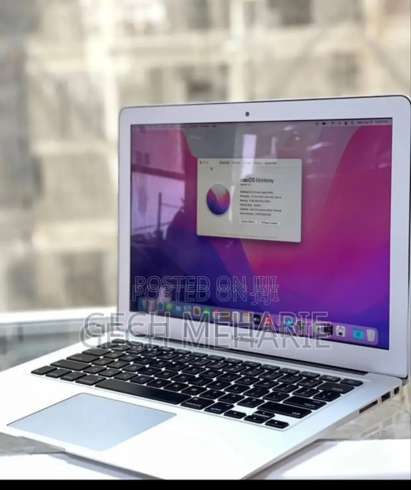 New Laptop Apple MacBook 2015 4GB Intel Core i5 SSD 128GB