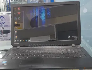 Laptop Toshiba Satellite C850 4GB Intel Core 2 Quad SSD 500GB