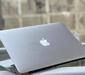 New Laptop Apple MacBook Air 2015 4GB Intel Core I5 SSD 128GB
