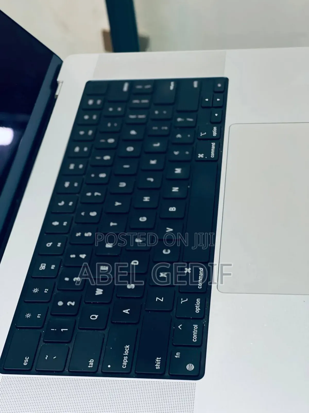 New Laptop Apple MacBook Pro 2021 M1 16GB Intel Core I7 SSD 1T