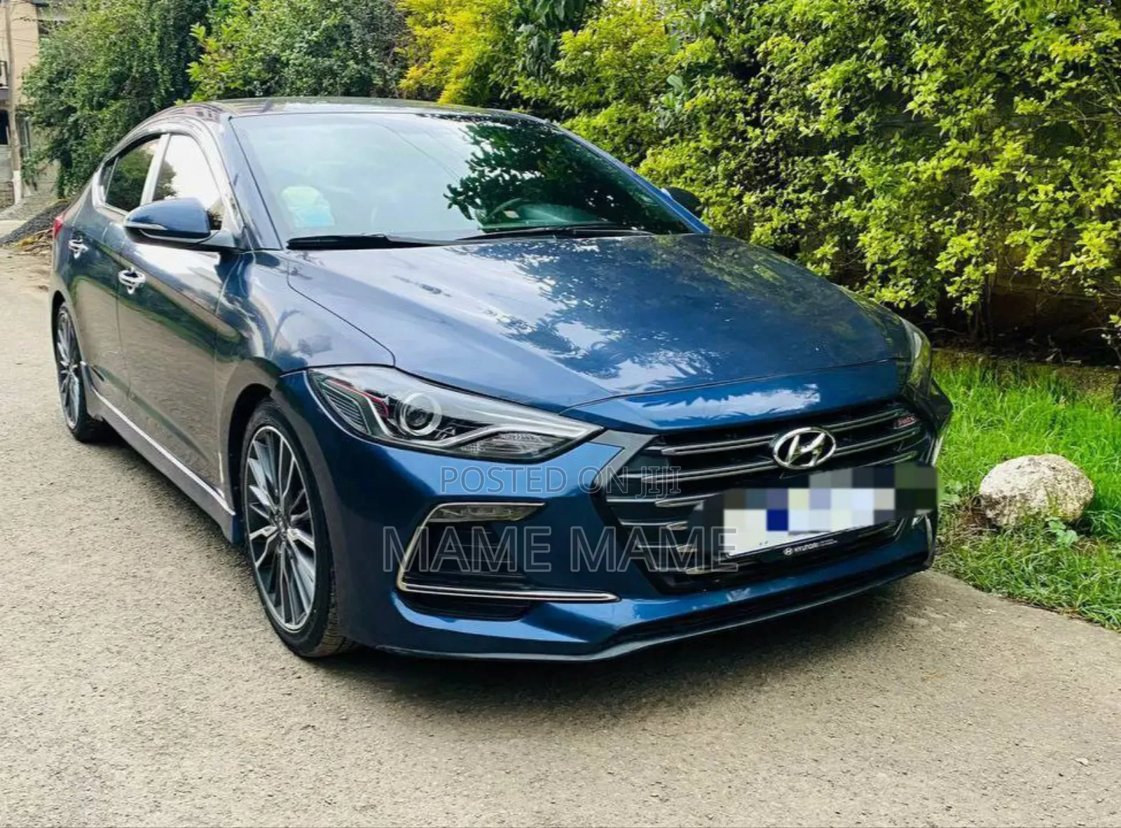 Hyundai Avante 2016 Blue