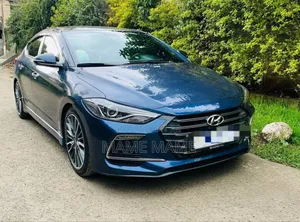 Hyundai Avante 2016 Blue