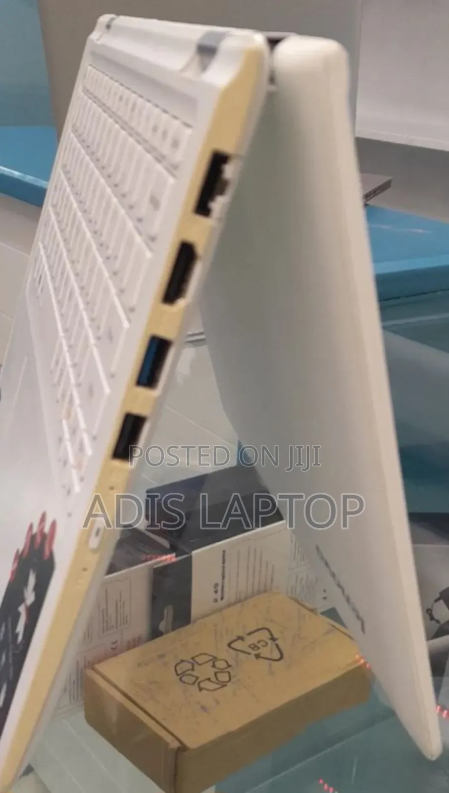 New Laptop Lenovo ThinkPad Yoga 4GB Intel Core I5 HDD 320GB