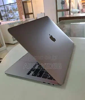 New Laptop Apple MacBook Pro 2020 16GB Intel Core I5 SSD 512GB
